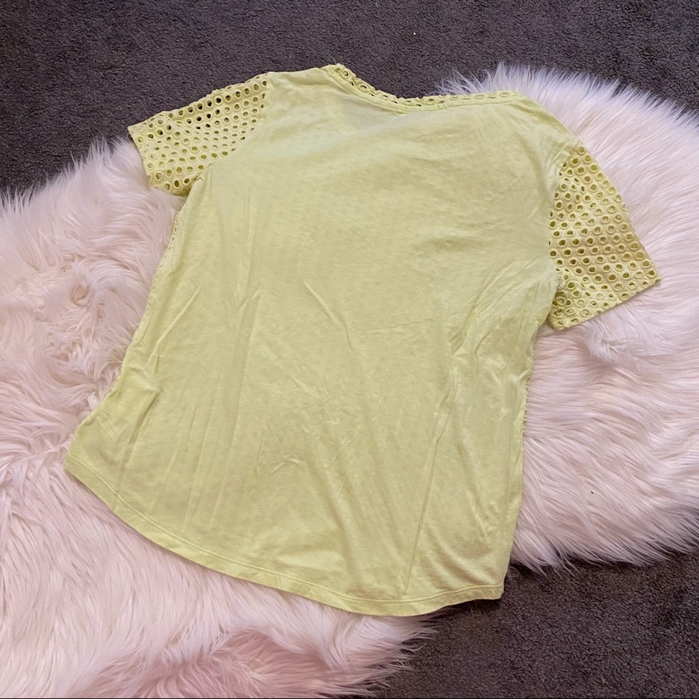 Chartreuse eyelet lace t-shirt - Picture 5 of 6